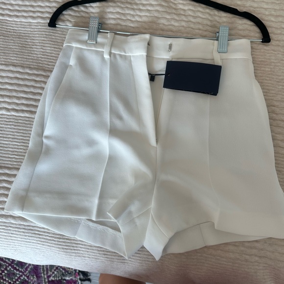 DMN Paris luxury shorts - never worn with Tags - Picture 1 of 4
